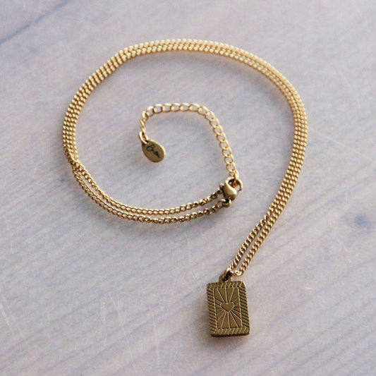 Fine Link Chain with Fantasy Heart Tag - Gold