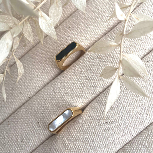 Little Nell - Everyday Gold Lozenge Ring in Black or Pearl